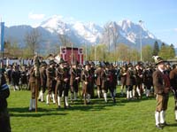 Aufstellung der Gebirgssch&uuml;tzen